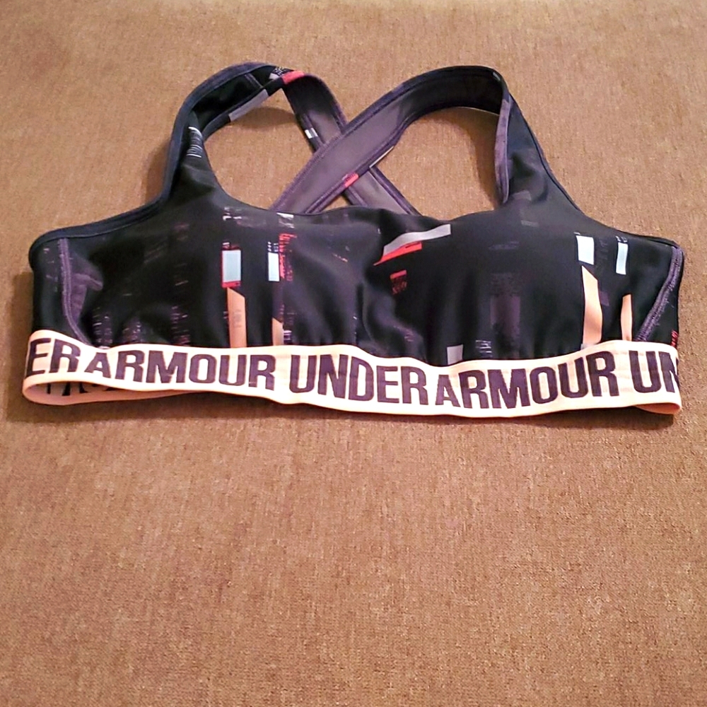 Under Armour Mid Impact Bra Size Large